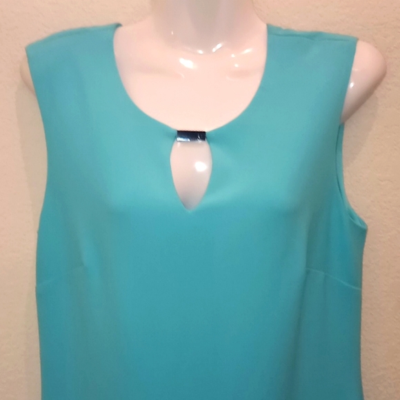 Sandra Darren Aqua Keyhole Neck Midi Dress - Picture 7 of 15